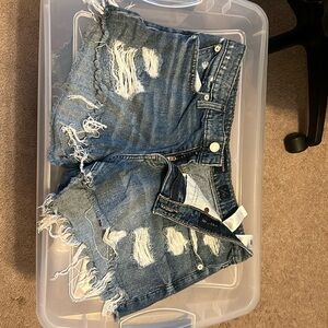 Women’s lucky brand Jean shorts size 4/27 the cutoff